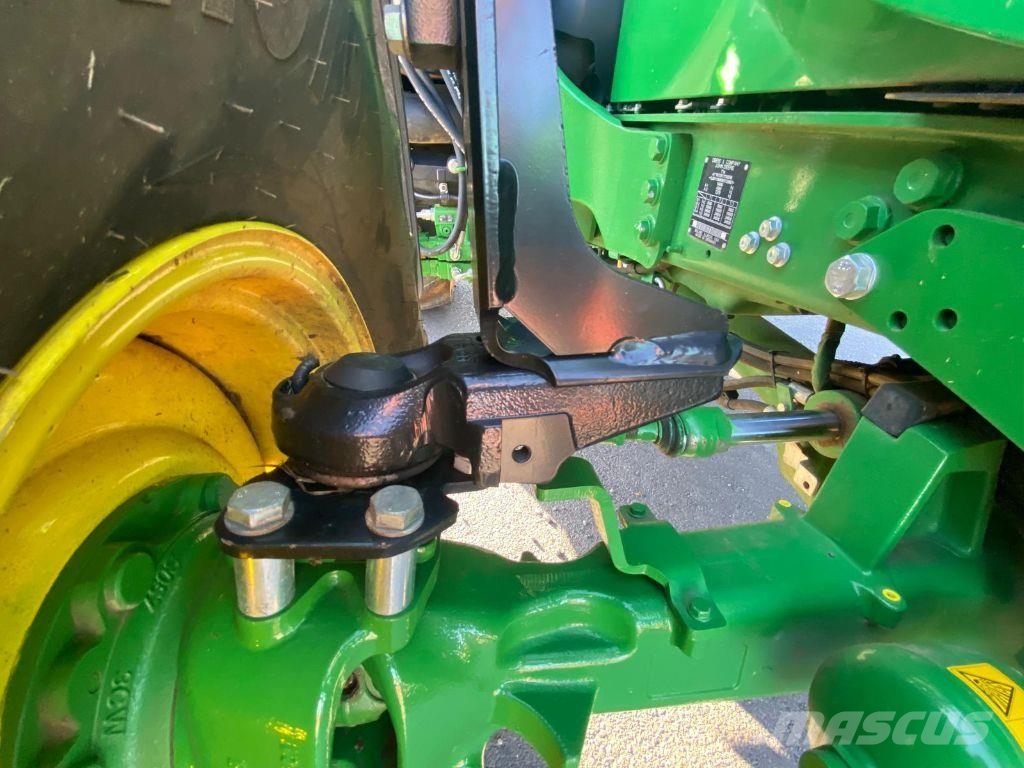 John Deere 6110 M COMMAND QUAD + Tractors
