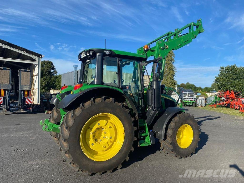 John Deere 6110 M COMMAND QUAD + Tractors