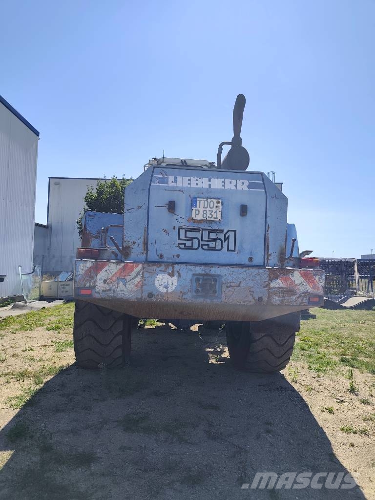 Liebherr 551 Wielladers