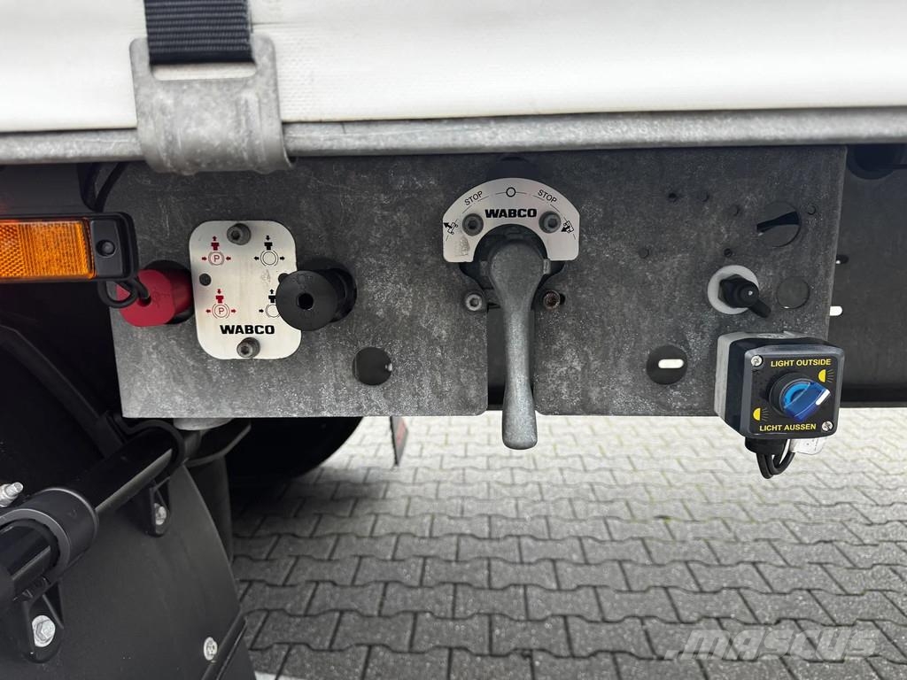 Groenewegen Schuifzeil -dak / Saf Disc / Lift-as / APK 08-2027 Tentpoolhaagised