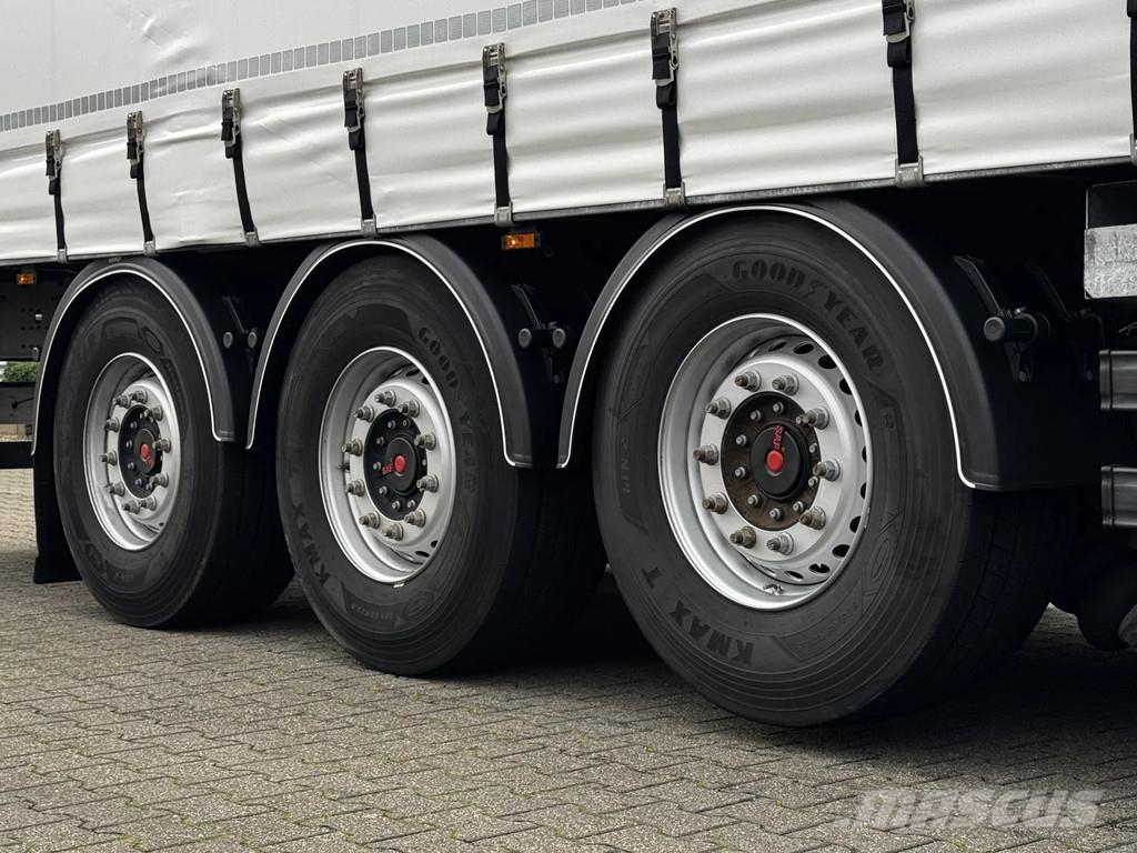 Groenewegen Schuifzeil -dak / Saf Disc / Lift-as / APK 08-2027 Tentpoolhaagised