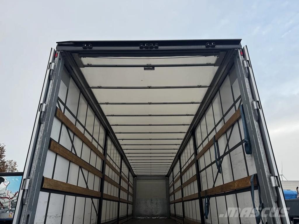Groenewegen Schuifzeil -dak / Saf Disc / Lift-as / APK 08-2027 Tentpoolhaagised