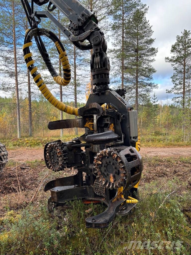 Ponsse FOX 8W 3B Harvesterit