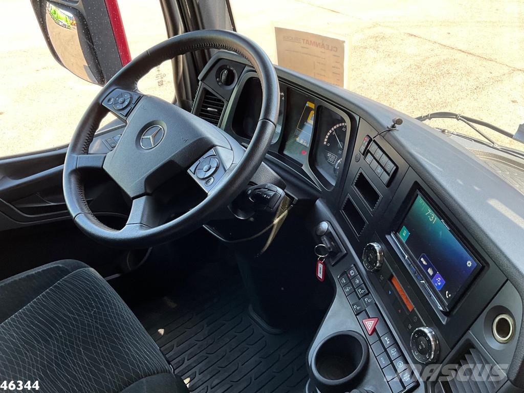 Mercedes-Benz Arocs 3253 Euro 6 8x4 Palfinger 17 Tonmeter Z-kraa Camiones polibrazo