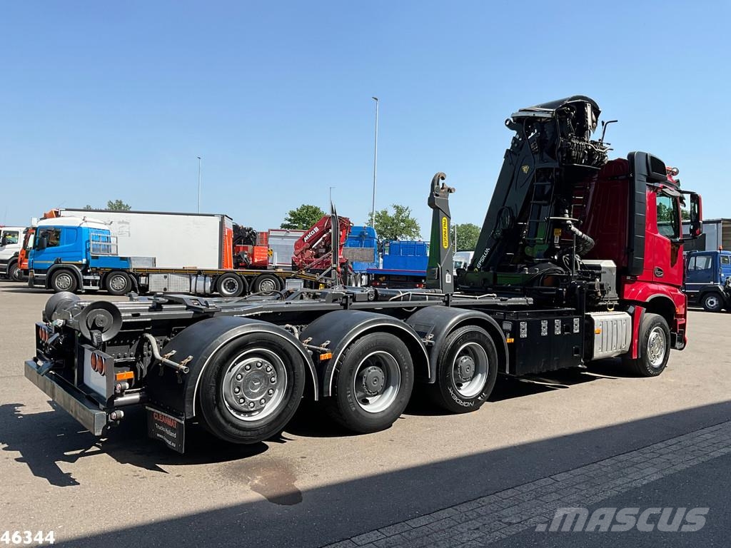 Mercedes-Benz Arocs 3253 Euro 6 8x4 Palfinger 17 Tonmeter Z-kraa Camiones polibrazo