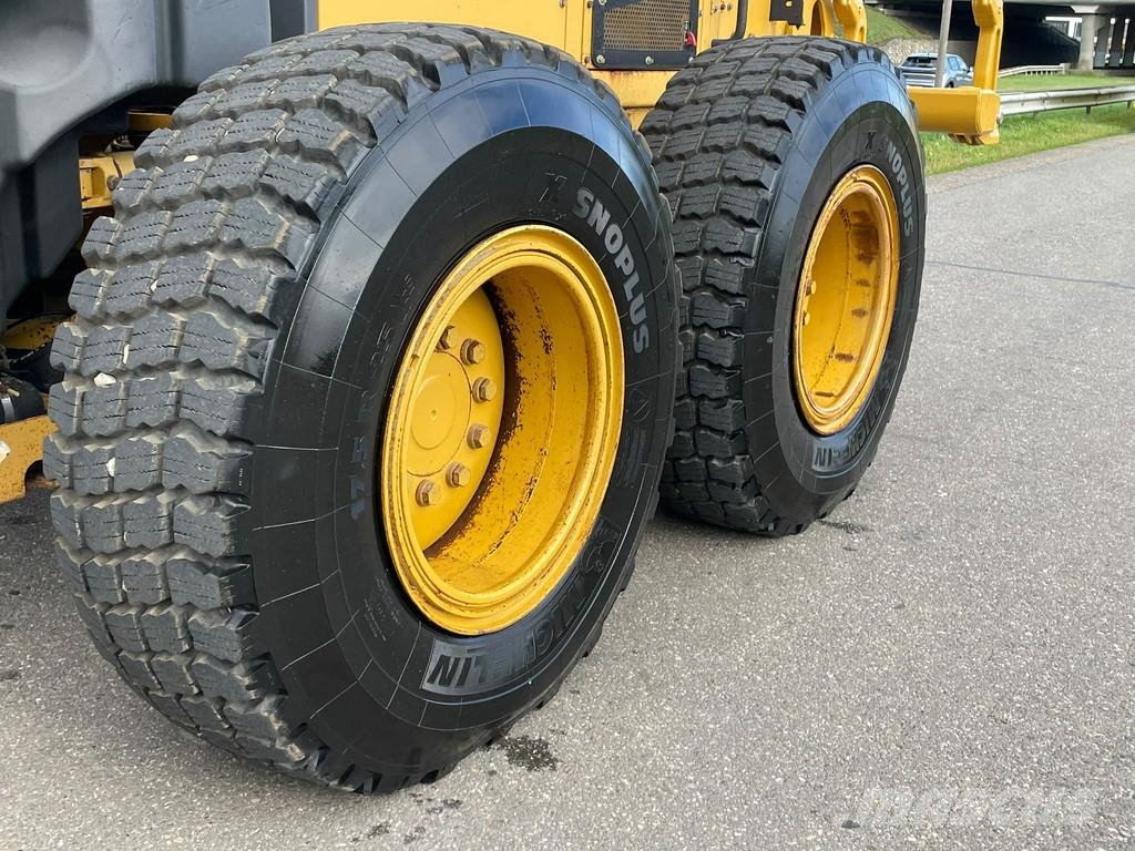 CAT 140M Greideri