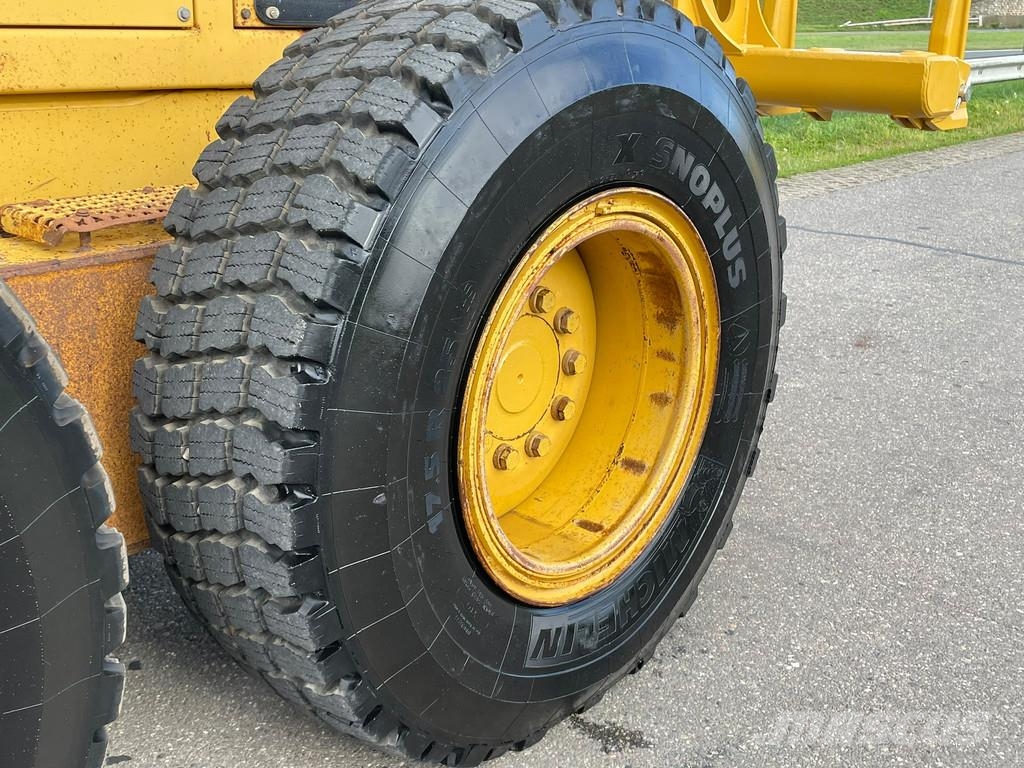 CAT 140M Greideri