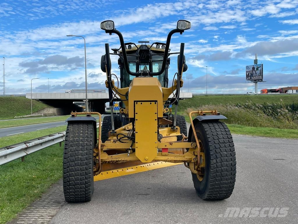 CAT 140M Greideri