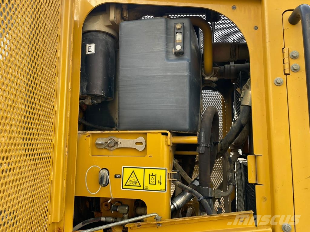 CAT 140M Greideri