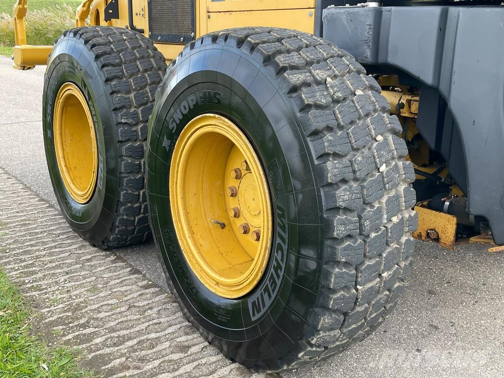 CAT 140M Greideri