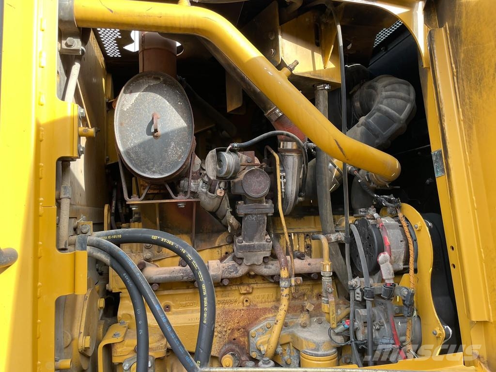 CAT 140M Greideri