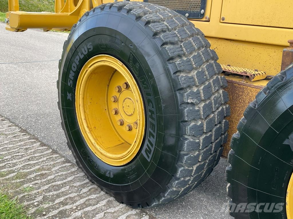 CAT 140M Greideri