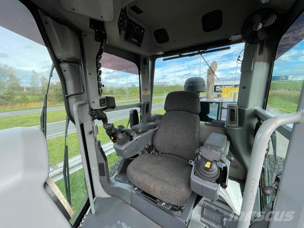 CAT 140M Greideri
