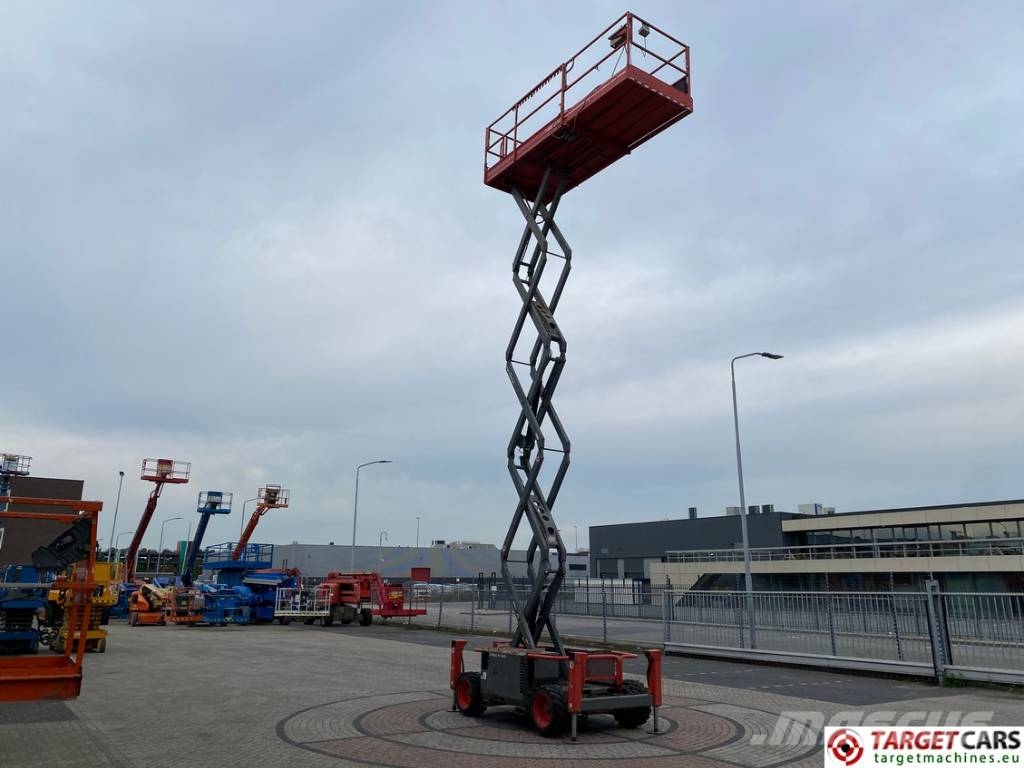 SkyJack SJ6832RT Diesel 4x4 Scissor Work Lift 1180cm Škarjaste dvižne ploščadi