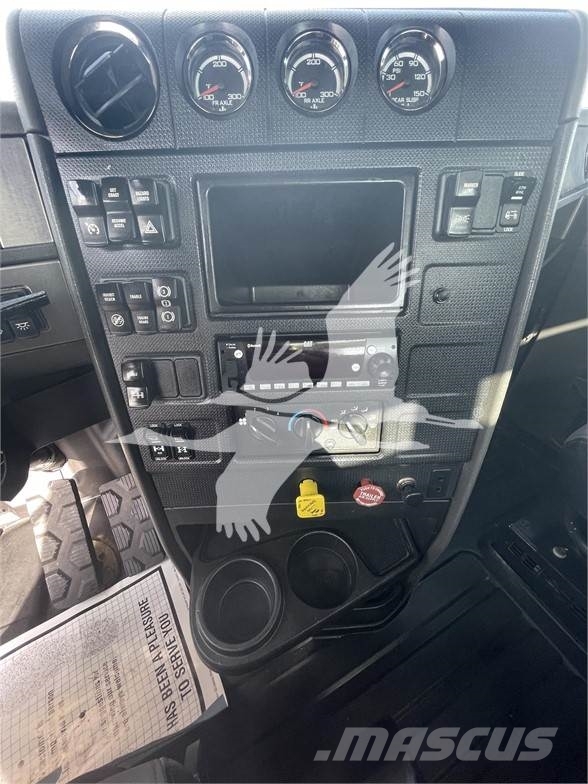 CAT CT660 وحدات الجر