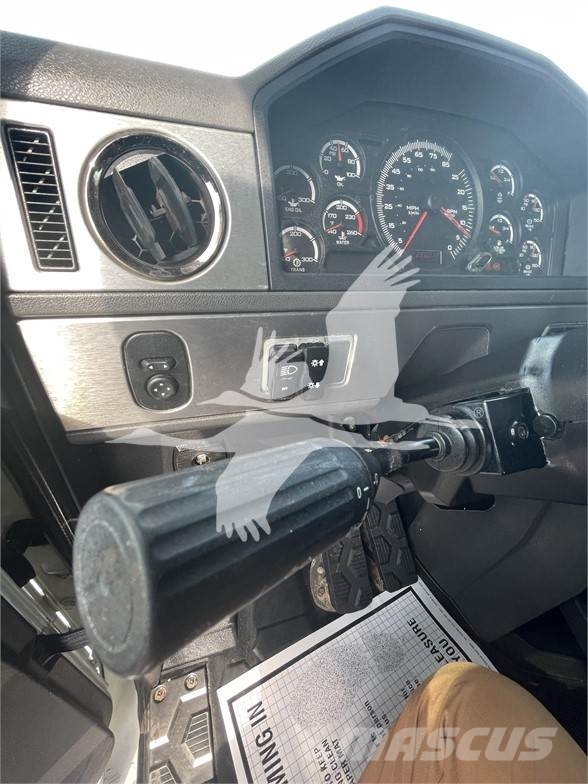 CAT CT660 وحدات الجر