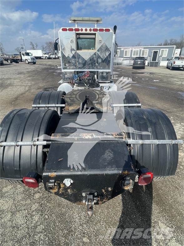 CAT CT660 وحدات الجر