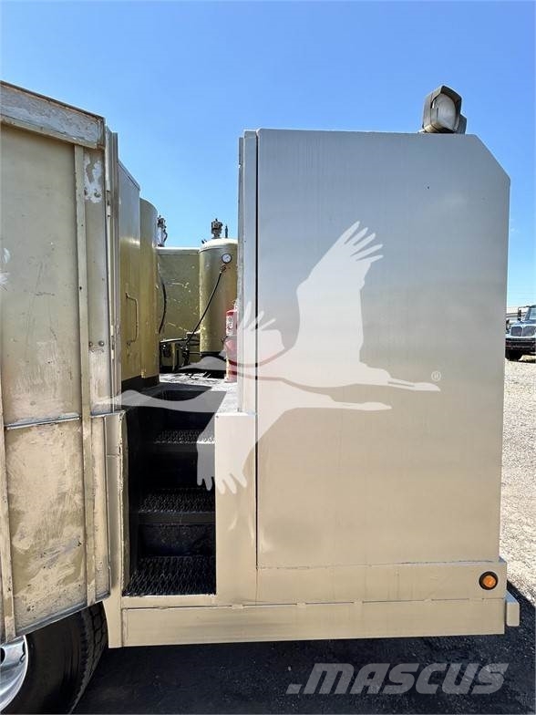 Peterbilt 330 Ostalo za građevinarstvo
