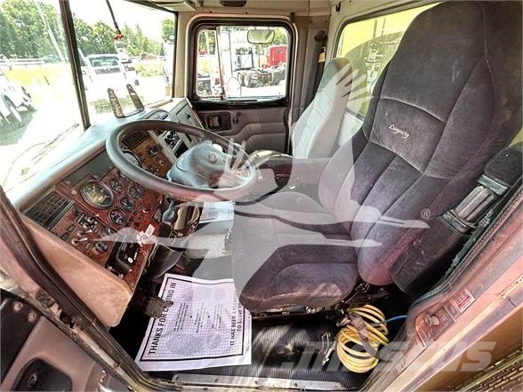 Peterbilt 330 Ostalo za građevinarstvo