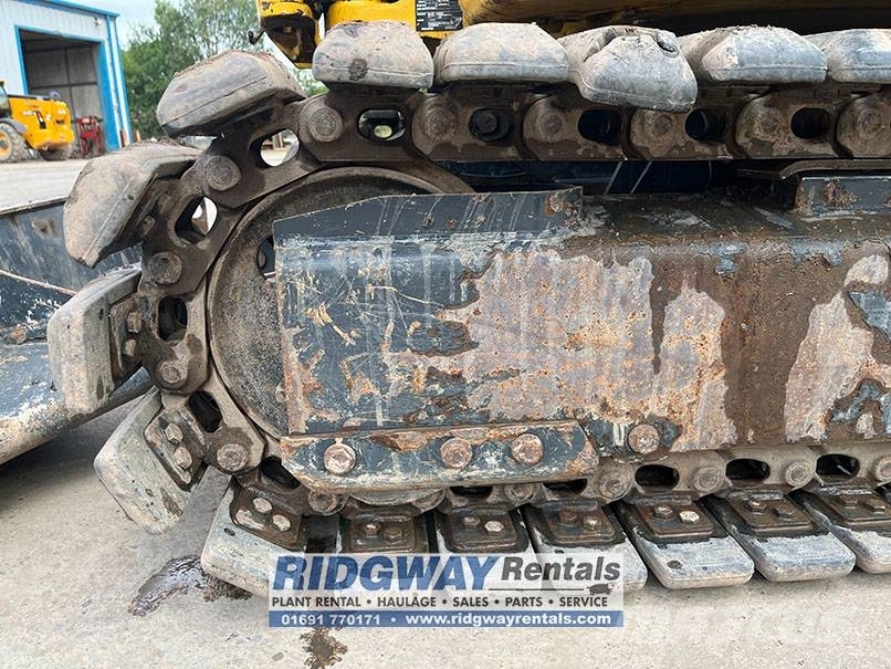 Komatsu PC 26 MR-5 حفارات صغيرة أقل من 7 طن (حفارات صغيرة)