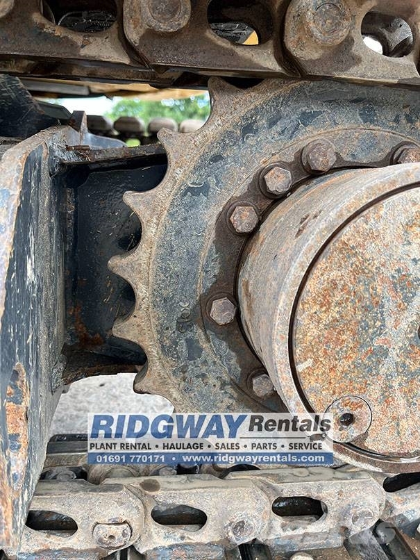 Komatsu PC 26 MR-5 حفارات صغيرة أقل من 7 طن (حفارات صغيرة)