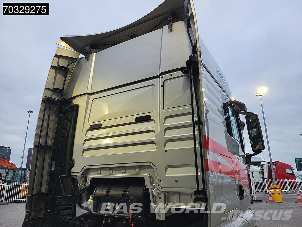 MAN TGX 18.560 4X2 XXL Retarder 2x Tanks Standklima AC Tahače