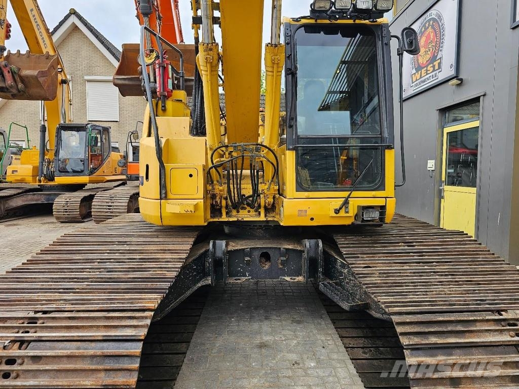 Komatsu PC138US-10 حفارات زحافة