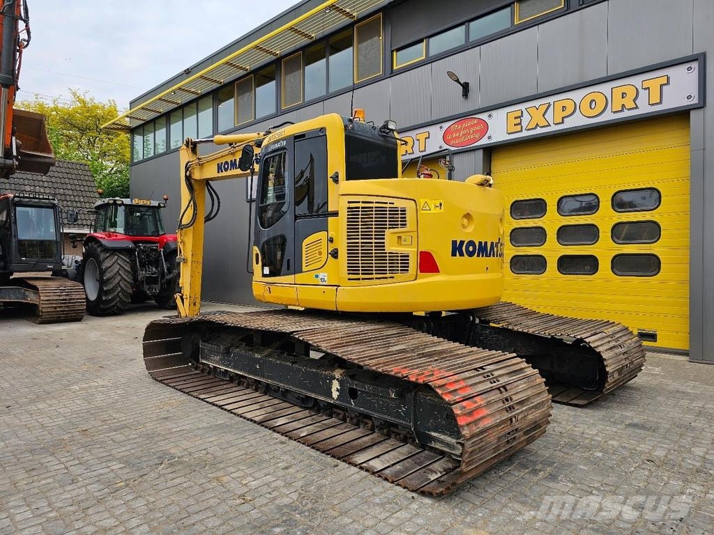Komatsu PC138US-10 حفارات زحافة