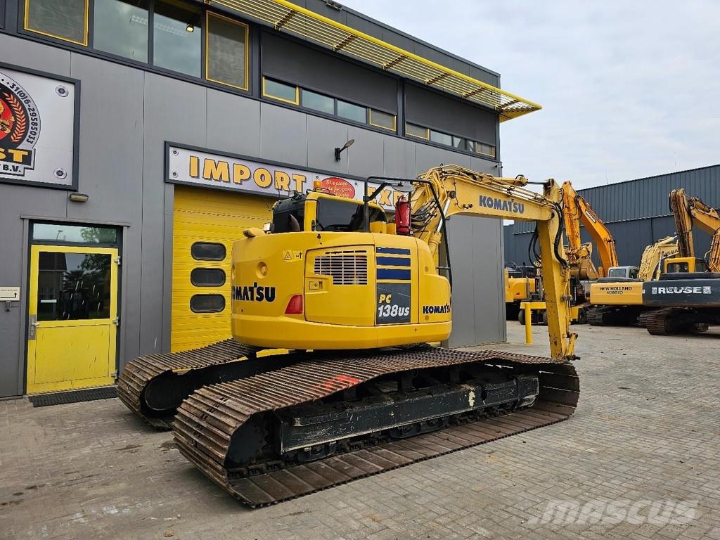 Komatsu PC138US-10 حفارات زحافة