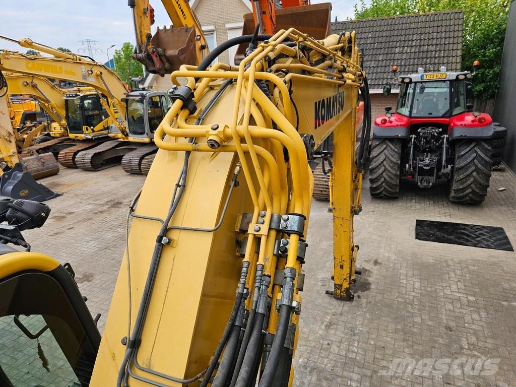 Komatsu PC138US-10 حفارات زحافة
