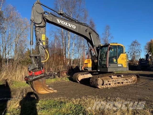 Volvo ECR 235 EL 대형 굴삭기 29톤 이상