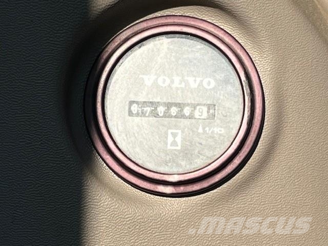 Volvo ECR 235 EL 대형 굴삭기 29톤 이상