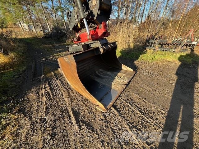 Volvo ECR 235 EL 대형 굴삭기 29톤 이상