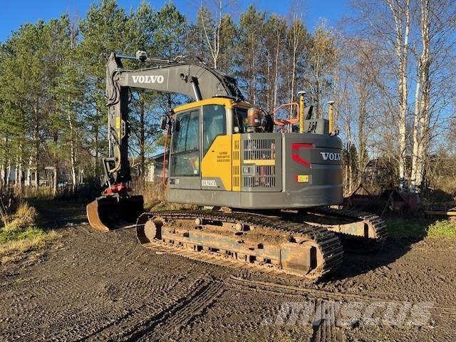 Volvo ECR 235 EL 대형 굴삭기 29톤 이상
