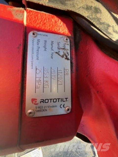 Volvo ECR 235 EL 대형 굴삭기 29톤 이상