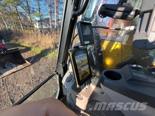 Volvo ECR 235 EL 대형 굴삭기 29톤 이상