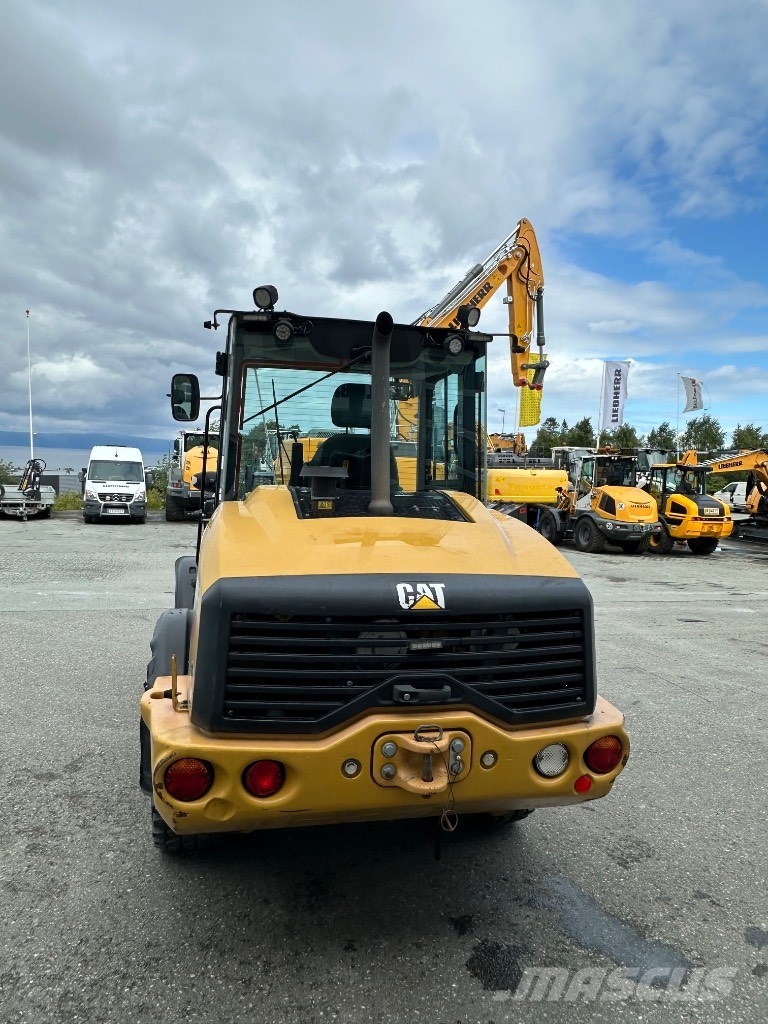 CAT 906M Hjullastare