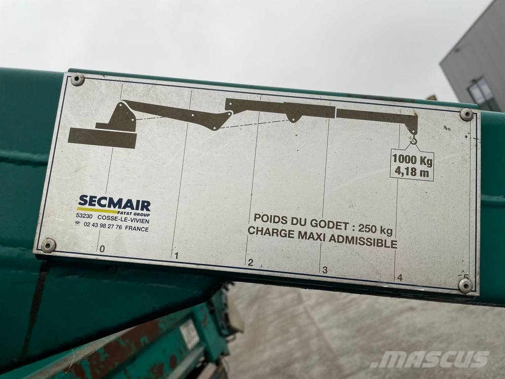 Renault 320 DCI Premium Secmair 3500 liter Bitumen Sprayer Bitumen sprayers