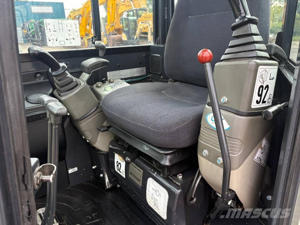 Yanmar Vio 20-4 with Tilt bucket Mini bageri <7t