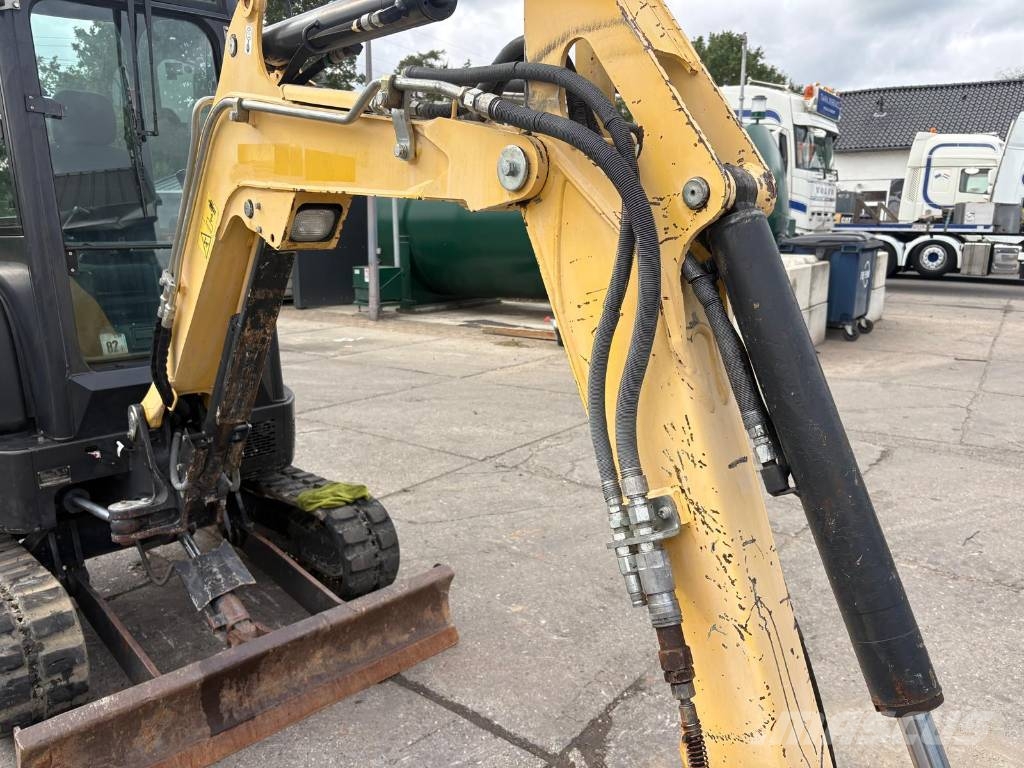 Yanmar Vio 20-4 with Tilt bucket Mini bageri <7t