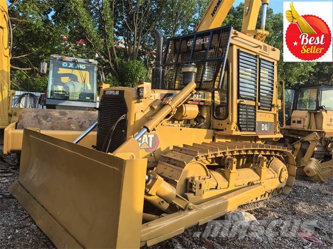 CAT D 6 D Buldooserid