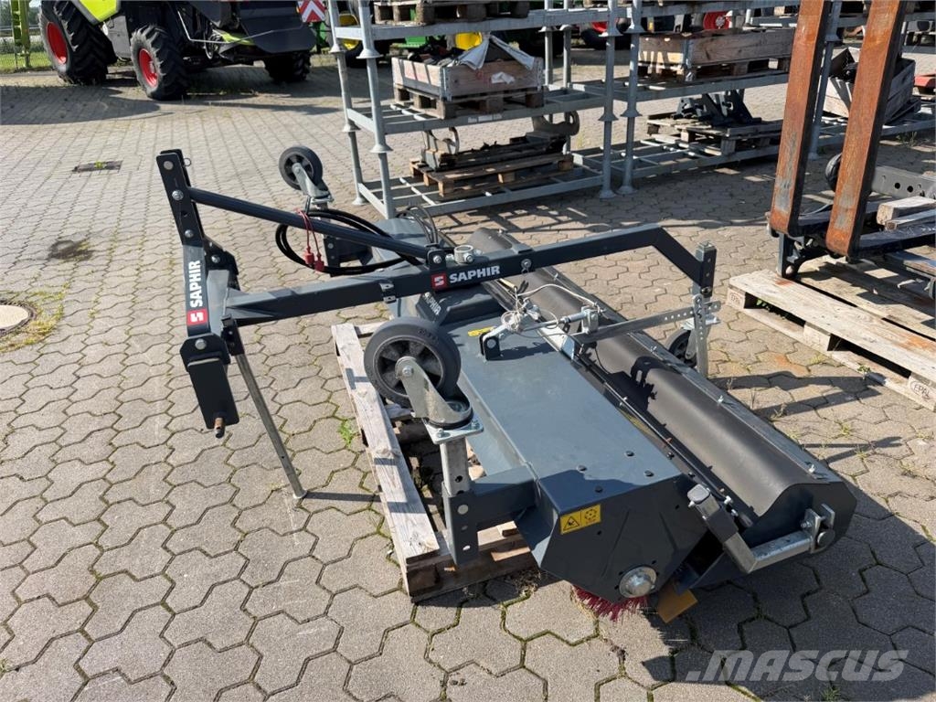 Saphir FKM 231 Kehrmaschine Farm machinery