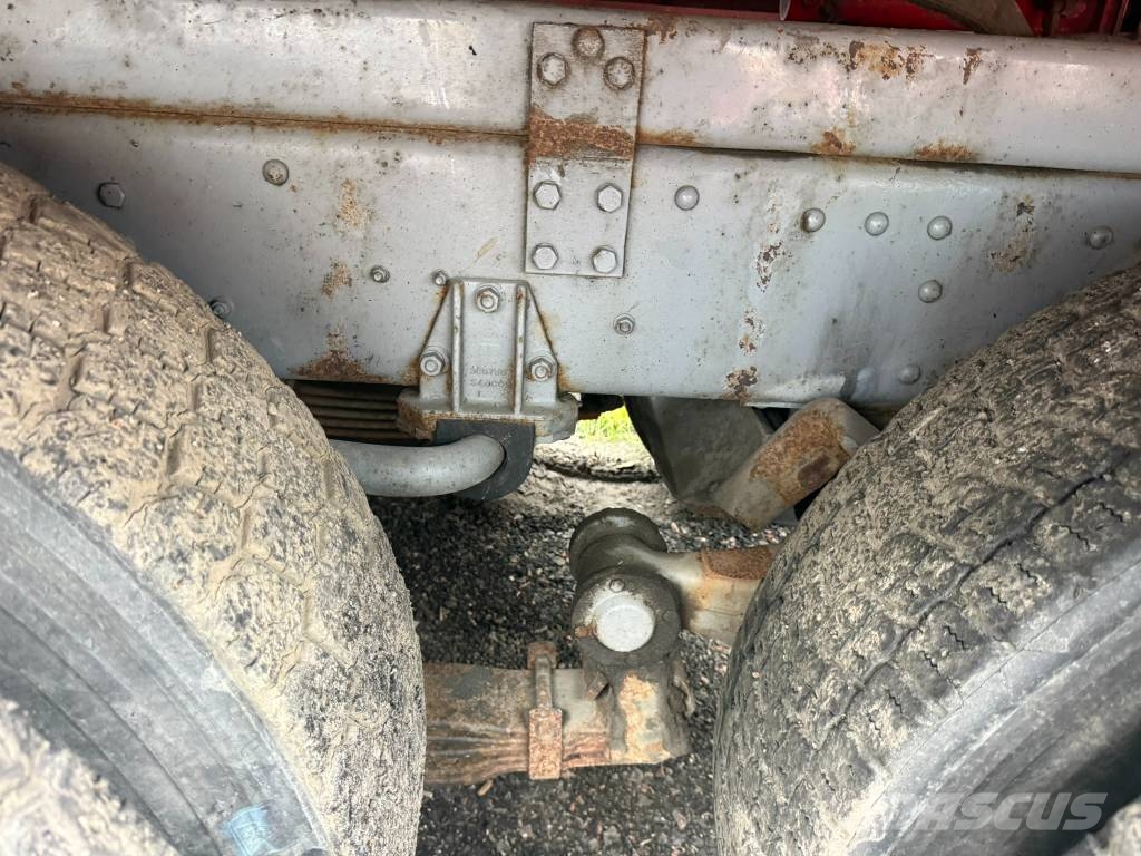 Scania R 113 Camiones bañeras basculantes o volquetes