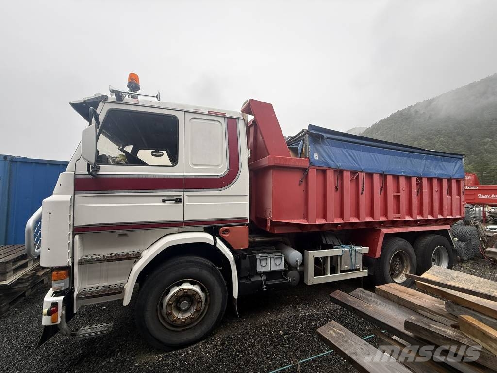 Scania R 113 Camiones bañeras basculantes o volquetes