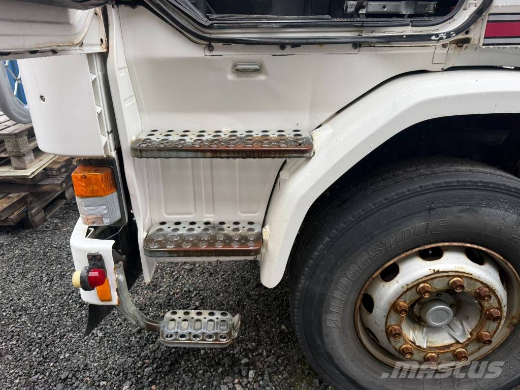 Scania R 113 Camiones bañeras basculantes o volquetes