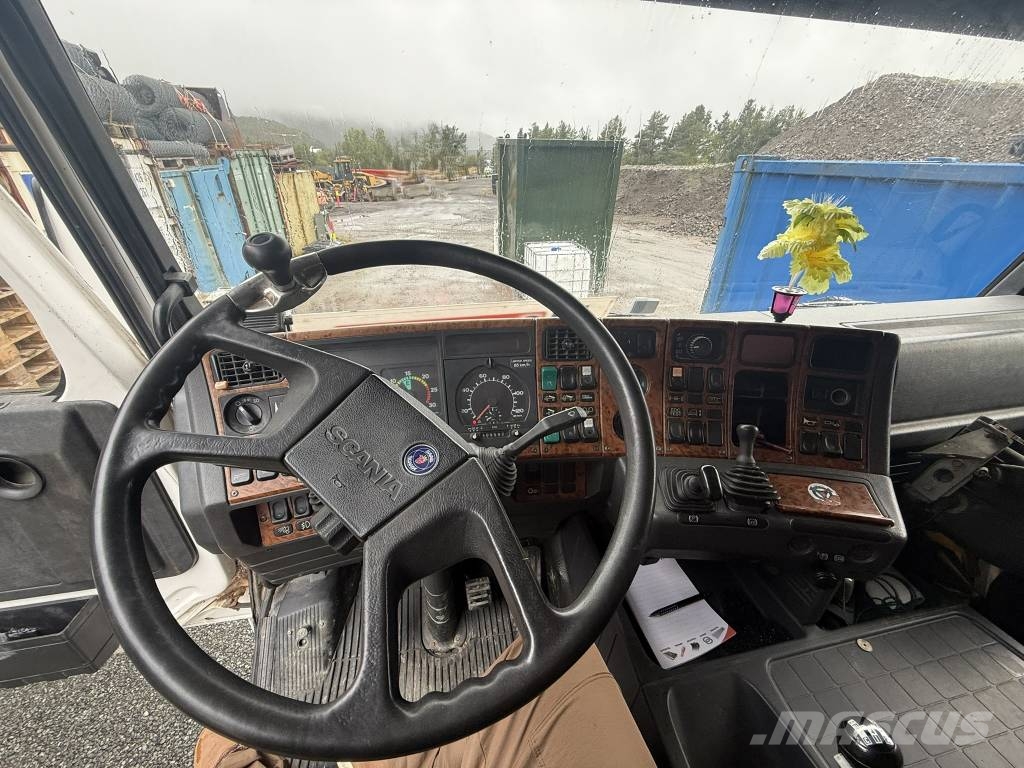 Scania R 113 Camiones bañeras basculantes o volquetes