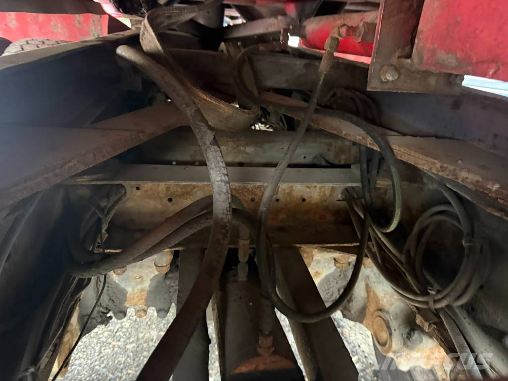Scania R 113 Camiones bañeras basculantes o volquetes