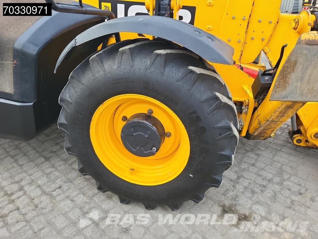 JCB 535-125 Sway Телескопические погрузчики