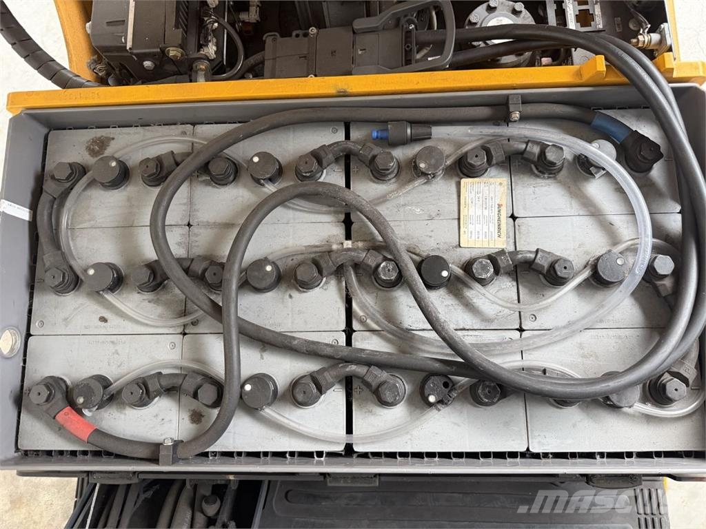 Jungheinrich EFG 113 Elektriniai šakiniai krautuvai