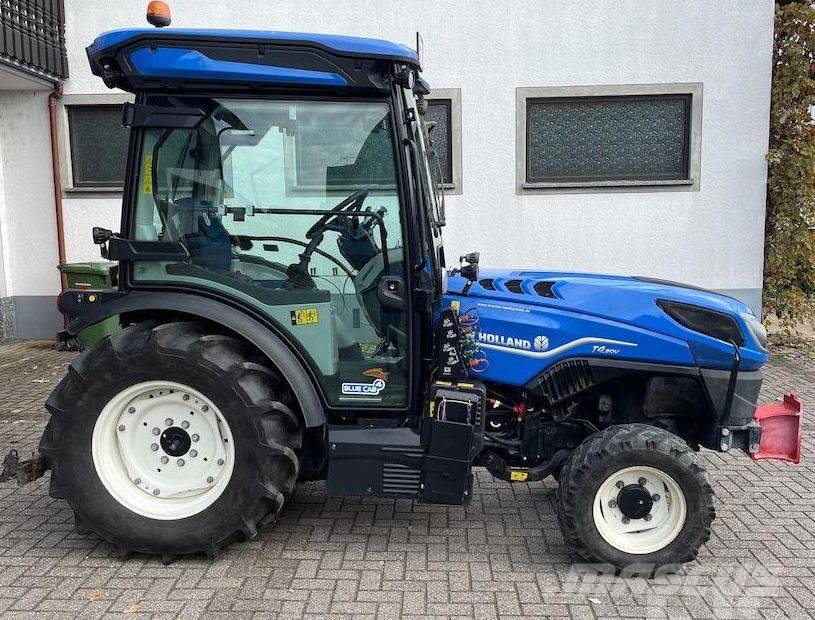 New Holland T 4.90 V Tractoare